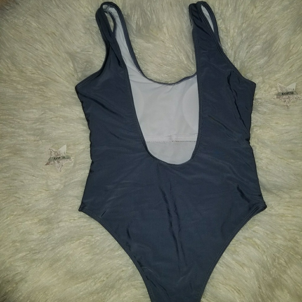Solid Gray Backless One Piece Swimsuit - image 4